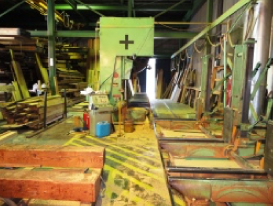 製材部内部です。仕事の安全は毎日の始業前点検から始まります。